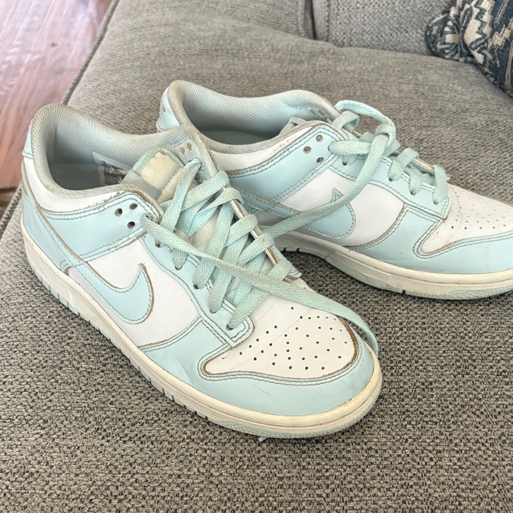 Nike Sky Blue and White Casual Sneakers 5Y